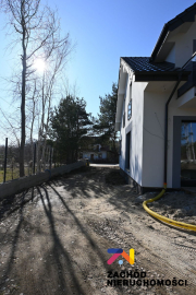 Atrakcyjny Bliźniak z dużą działką